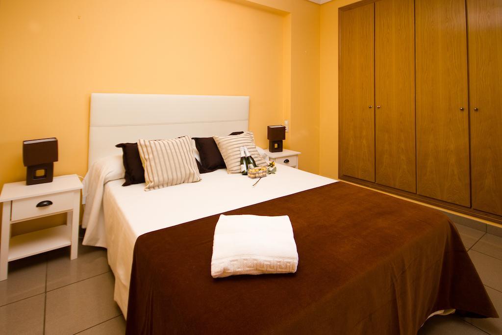 Accommodation Beach Apartments Валенсия Номер фото